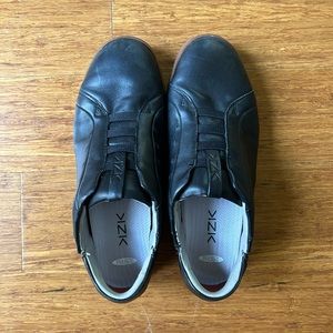 Kizik New York Men's Hands Free Shoes Black Gum